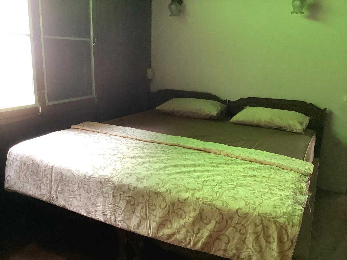 Tata Guesthouse Chiang Mai Eksteriør billede
