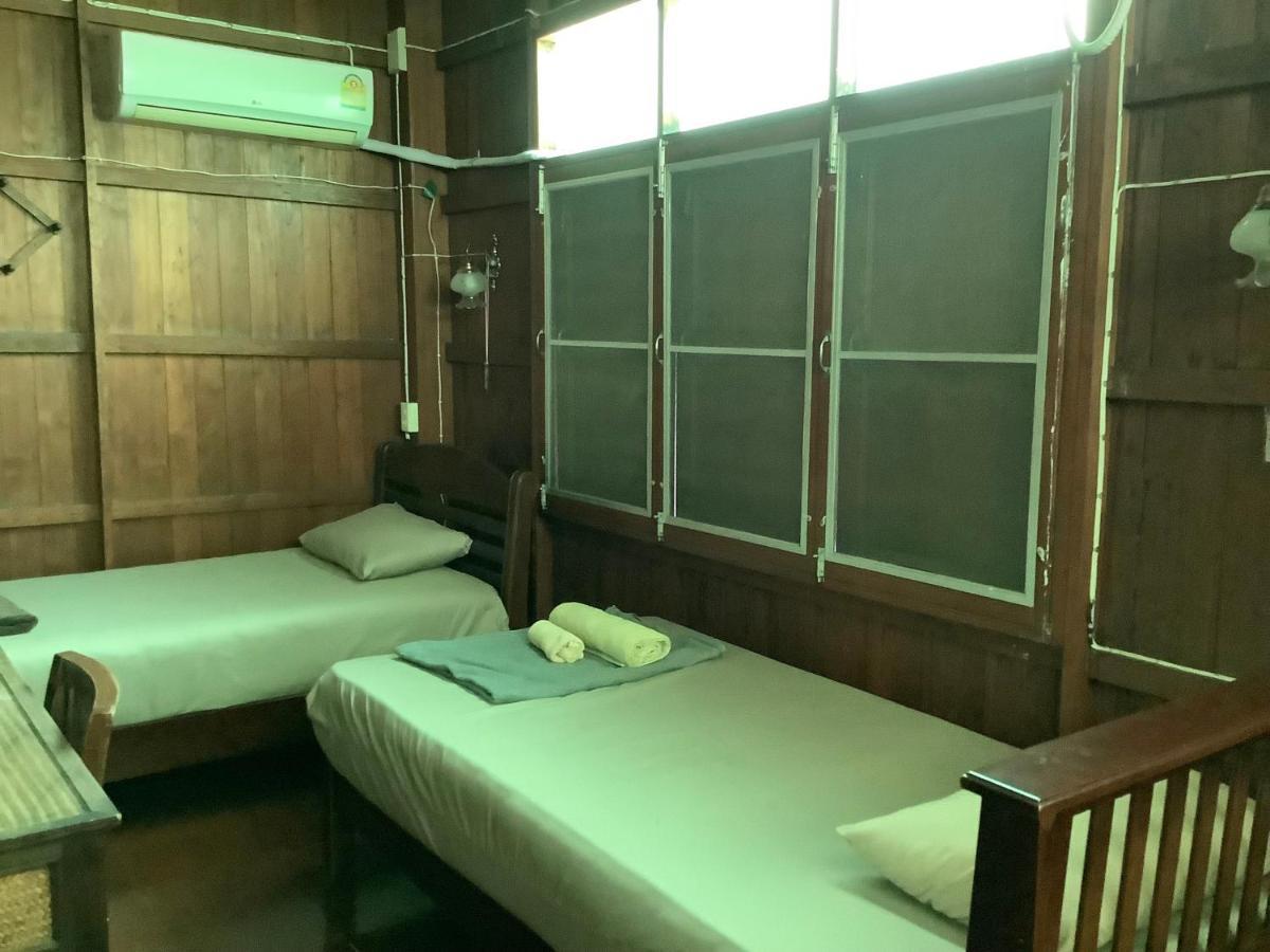 Tata Guesthouse Chiang Mai Eksteriør billede