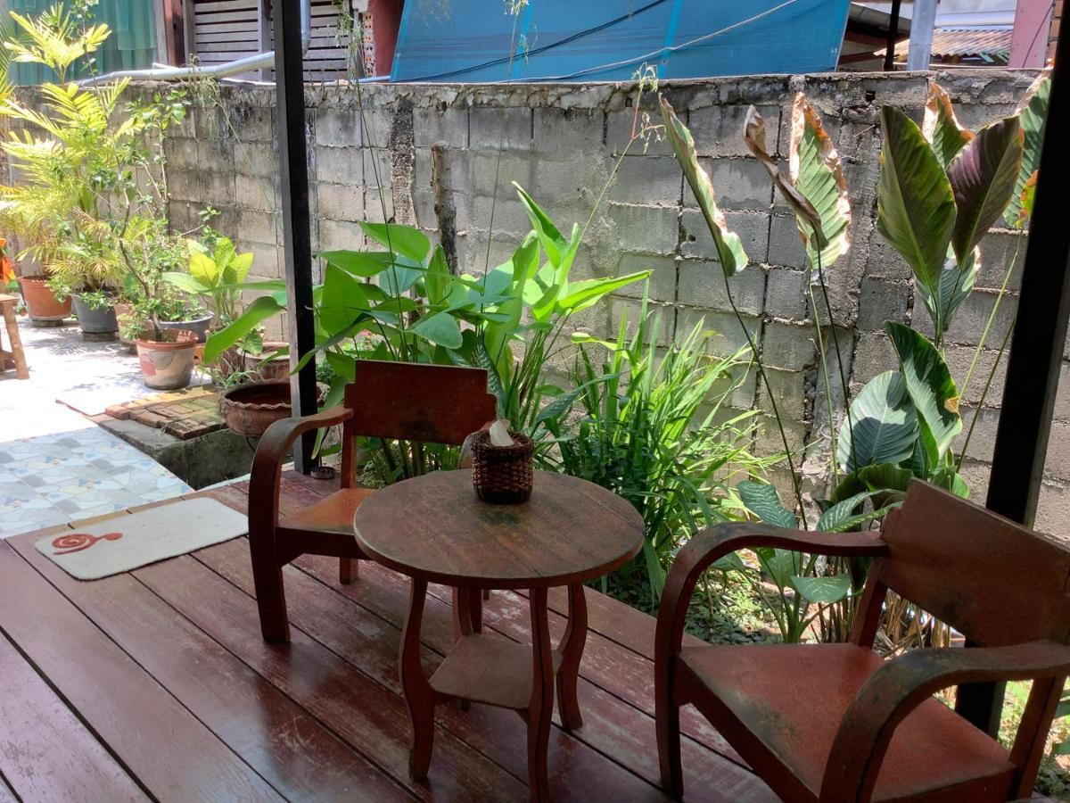 Tata Guesthouse Chiang Mai Eksteriør billede