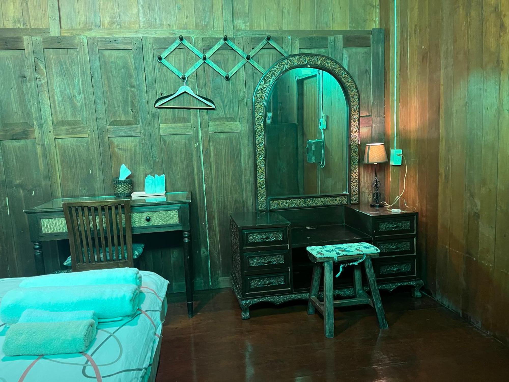 Tata Guesthouse Chiang Mai Eksteriør billede